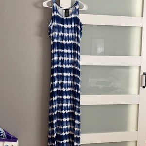 Cold shoulder tie dye maxi
